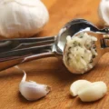 Why are garlic presses so out of fashion? | Kitchen aide